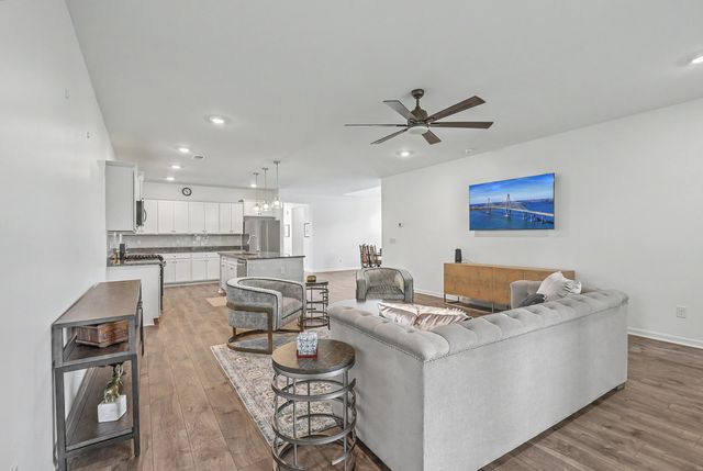 136 Airy Drive, Summerville, SC 29486