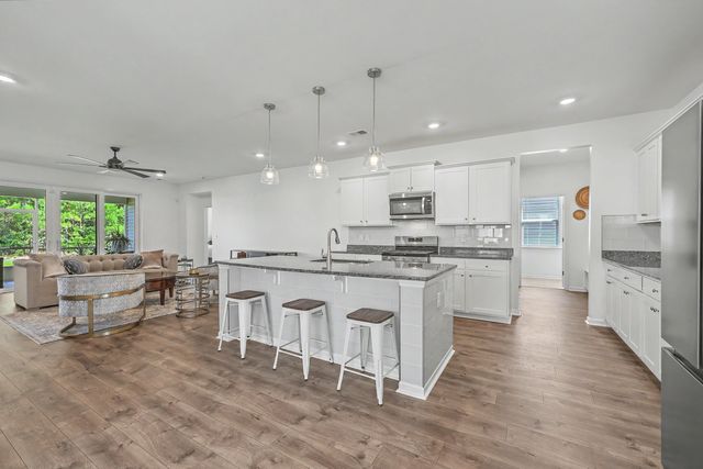136 Airy Drive, Summerville, SC 29486
