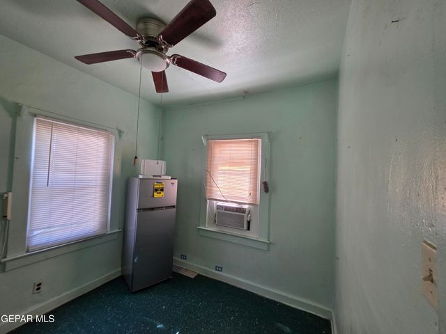 72 S SAN MARCIAL Street, El Paso, TX 79905