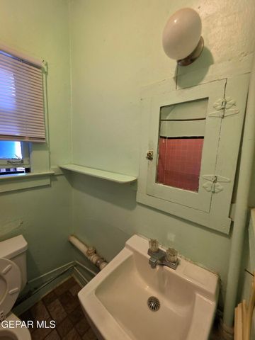 72 S SAN MARCIAL Street, El Paso, TX 79905