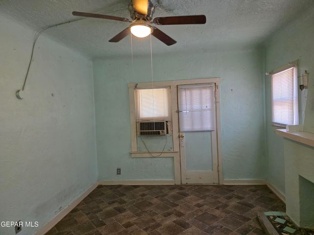 72 S SAN MARCIAL Street, El Paso, TX 79905