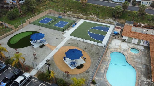 8536 Kern Canyon Road 184, Bakersfield, CA 93306