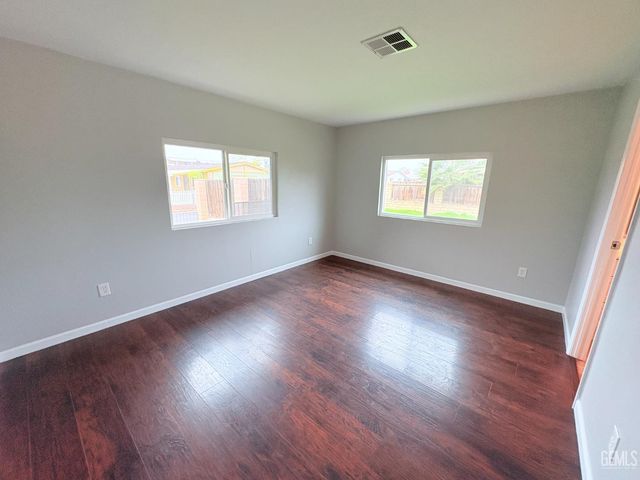 8536 Kern Canyon Road 184, Bakersfield, CA 93306