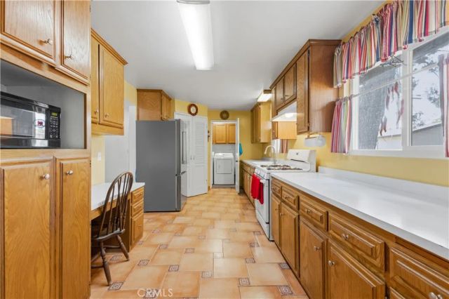 7691 Mission, Jurupa Valley, CA 92509