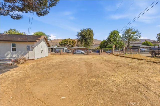 7691 Mission, Jurupa Valley, CA 92509