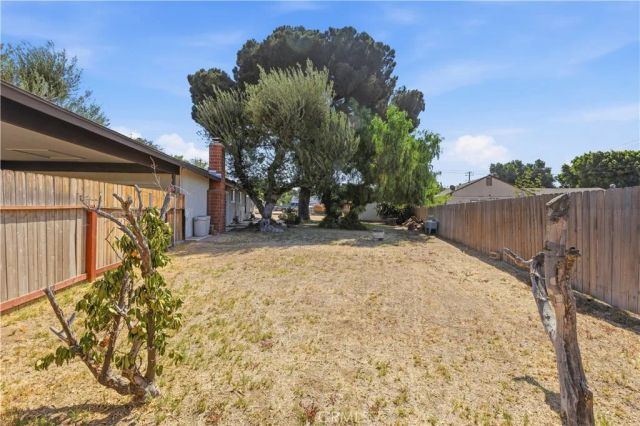 7691 Mission, Jurupa Valley, CA 92509