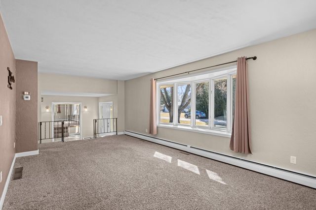 23409 96th Avenue N, Port Byron, IL 61275