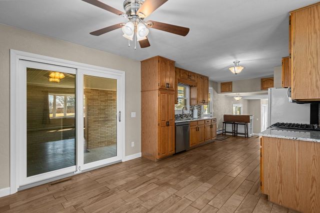 23409 96th Avenue N, Port Byron, IL 61275