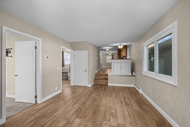 23409 96th Avenue N, Port Byron, IL 61275