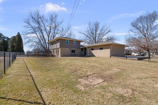 23409 96th Avenue N, Port Byron, IL 61275