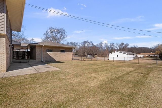 23409 96th Avenue N, Port Byron, IL 61275