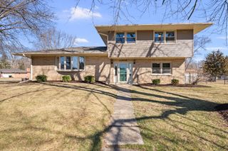 23409 96th Avenue N, Port Byron, IL 61275