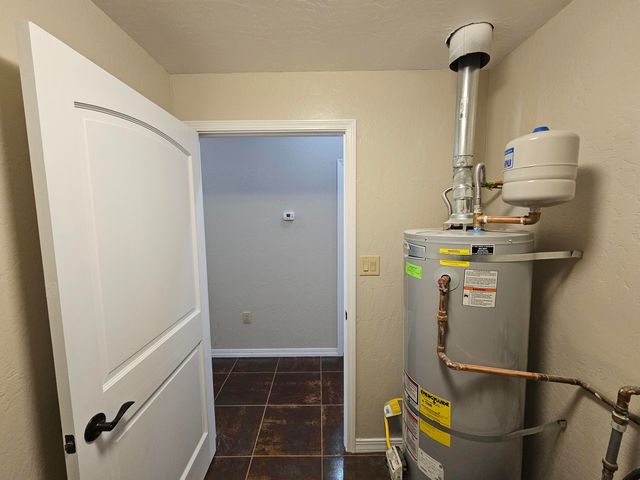 206 HIGHWAY 333, Albuquerque, NM 87123