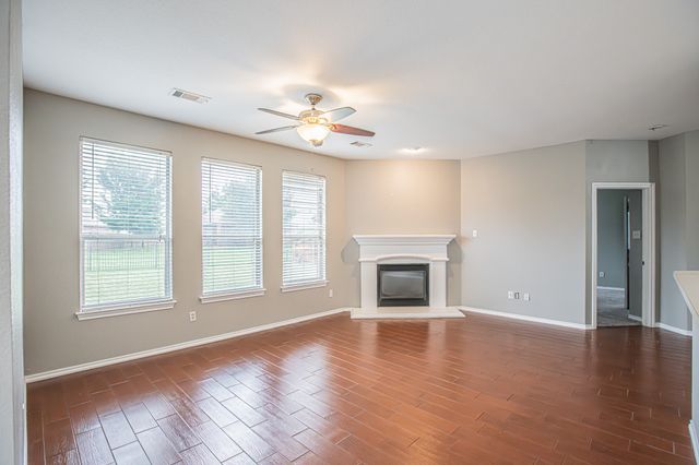 3848 Brandywine Lane, Fort Worth, TX 76244