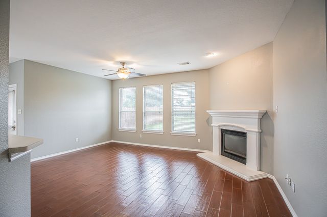 3848 Brandywine Lane, Fort Worth, TX 76244