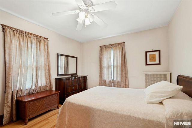 520 Dewey Avenue, Cliffside Park, NJ 07010