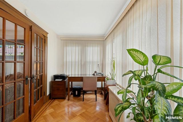 520 Dewey Avenue, Cliffside Park, NJ 07010
