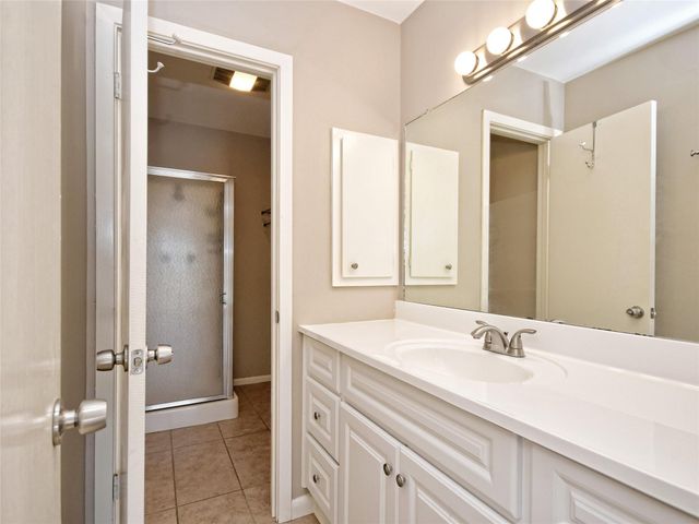 100 Lido CIR G2, Lakeway, TX 78734