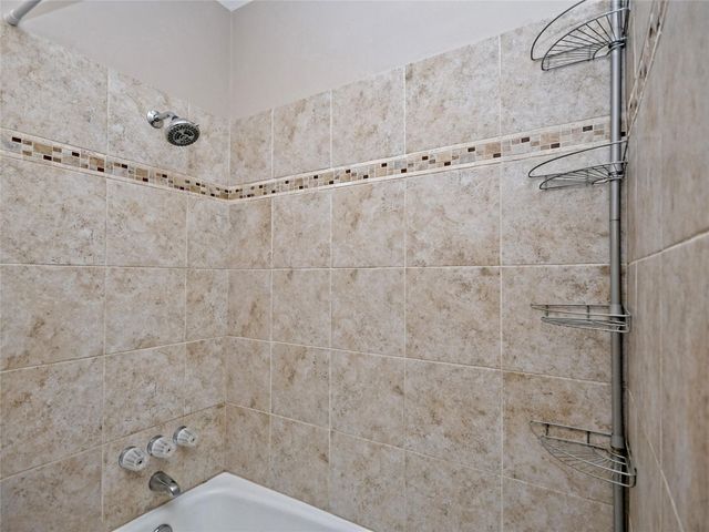 100 Lido CIR G2, Lakeway, TX 78734