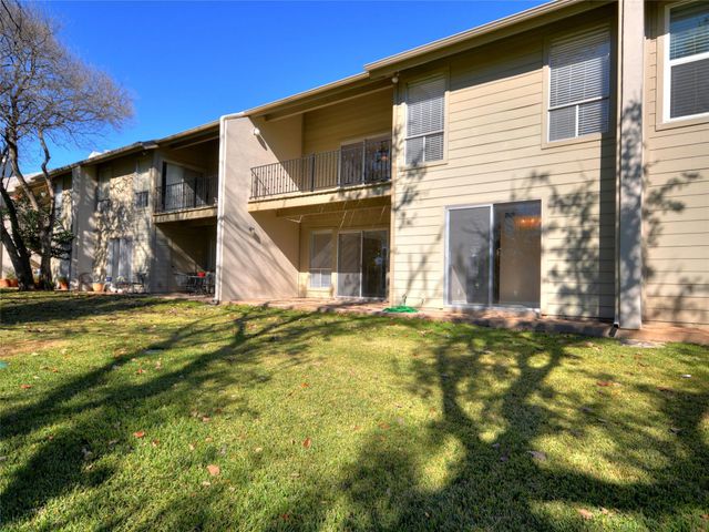 100 Lido CIR G2, Lakeway, TX 78734
