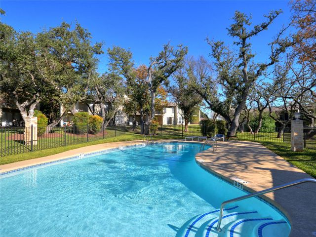 100 Lido CIR G2, Lakeway, TX 78734