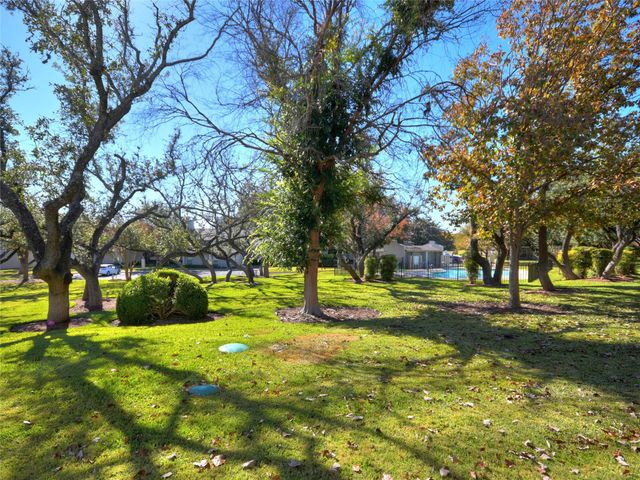 100 Lido CIR G2, Lakeway, TX 78734