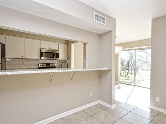100 Lido CIR G2, Lakeway, TX 78734