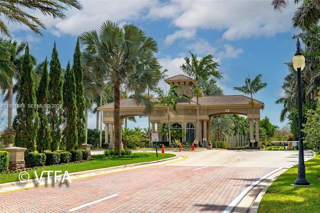 19232 N Gardenia Ave 19232, Weston, FL 33332