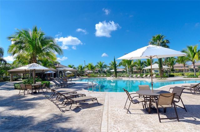 19232 N Gardenia Ave 19232, Weston, FL 33332