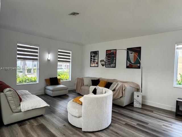 19232 N Gardenia Ave 19232, Weston, FL 33332