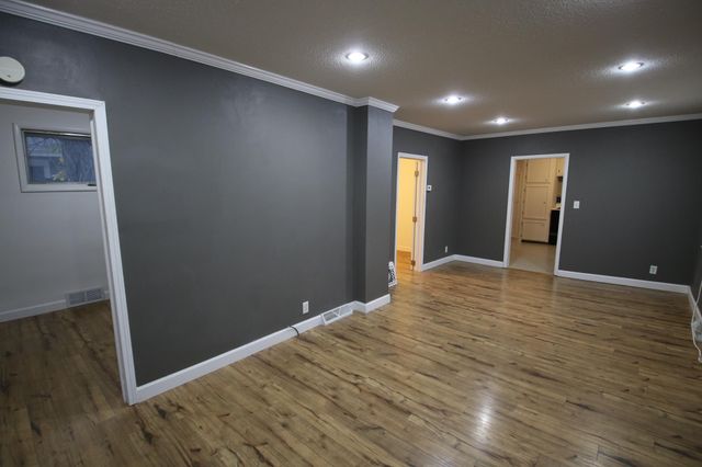 113 6th Avenue N, Fargo, ND 58102