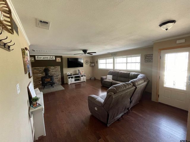 1124 County Road 2351, Mineola, TX 75773