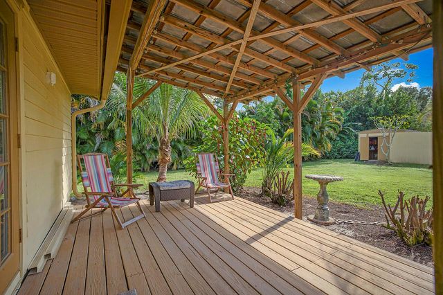 12812 Raymond Drive, Loxahatchee Groves, FL 33470