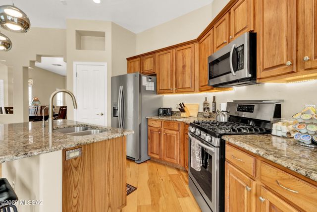 4980 W Desert Chicory Place, Marana, AZ 85658