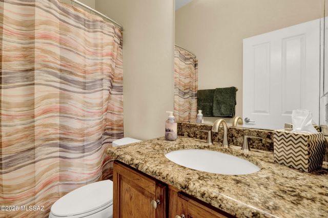 4980 W Desert Chicory Place, Marana, AZ 85658