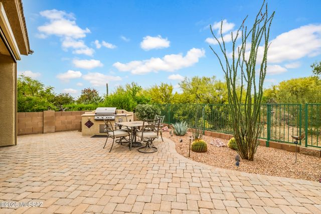 4980 W Desert Chicory Place, Marana, AZ 85658