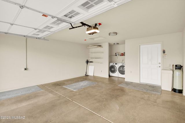 4980 W Desert Chicory Place, Marana, AZ 85658
