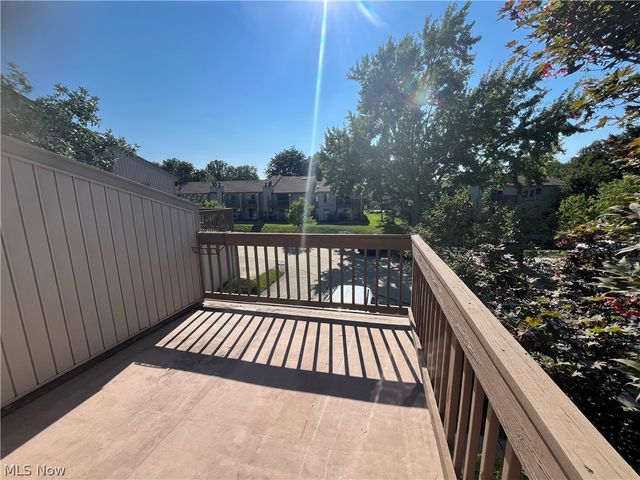 2607 Kimberly Lane, Westlake, OH 44145