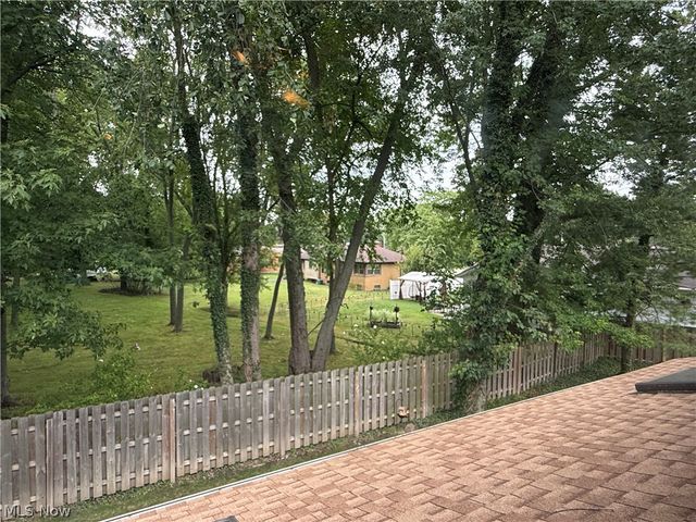 2607 Kimberly Lane, Westlake, OH 44145