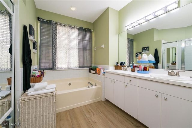 22855 Forest Ridge DR, Estero, FL 33928