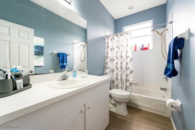 22855 Forest Ridge DR, Estero, FL 33928