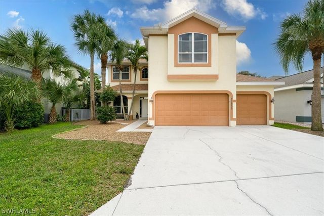22855 Forest Ridge DR, Estero, FL 33928
