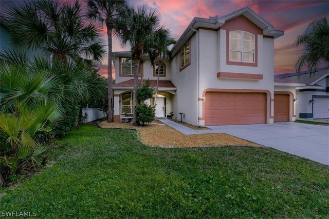 22855 Forest Ridge DR, Estero, FL 33928
