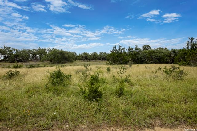 664 TRAVIS FOREST DR, Bulverde, TX 78163