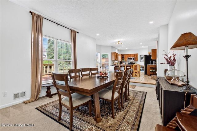 406 Arlington Meadows Dr, Louisville, KY 40023