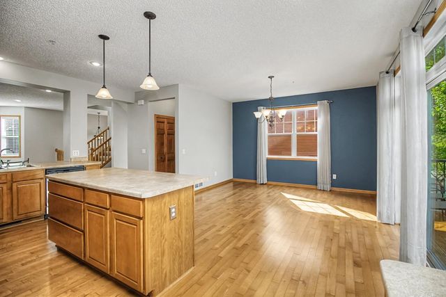 3721 Hazel Trail A, Woodbury, MN 55129