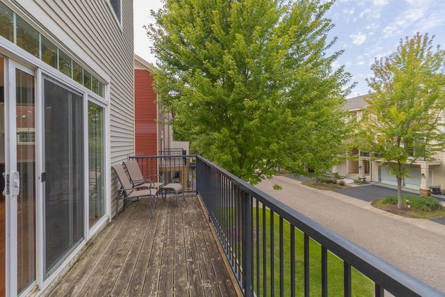 3721 Hazel Trail A, Woodbury, MN 55129