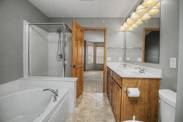 3721 Hazel Trail A, Woodbury, MN 55129