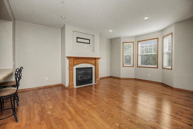 3721 Hazel Trail A, Woodbury, MN 55129