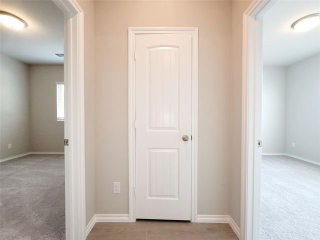 933 Ravenwood Lane, Van Alstyne, TX 75495